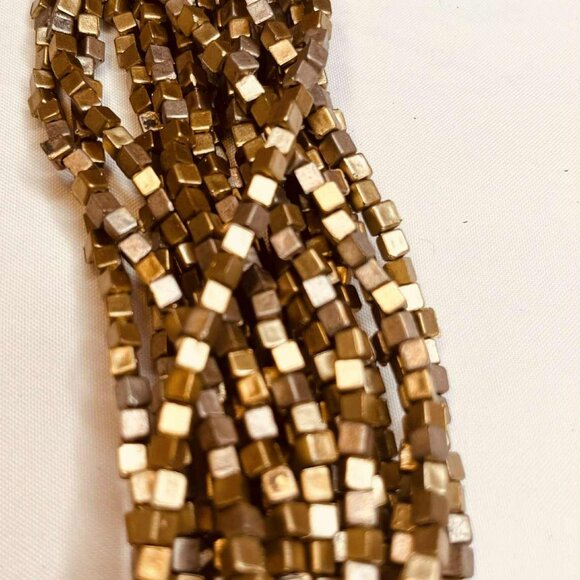 Vintage Multi Strand Metallic Cube Bead Necklace Gold Tone 46–51 cm - Picture 15 of 16